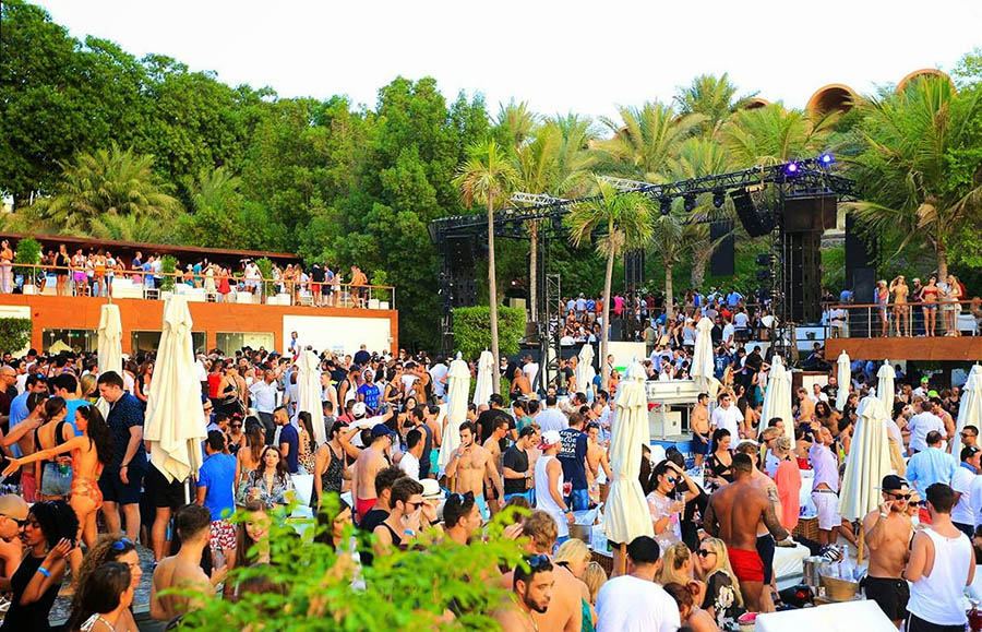 EAW HEATS UP CROWDS AT BLUE MARLIN IBIZA UAE BEACH CLUB(03).jpg