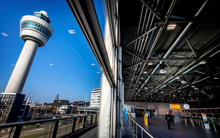 7 荷兰阿姆斯特丹国际机场T1航站楼.jpg